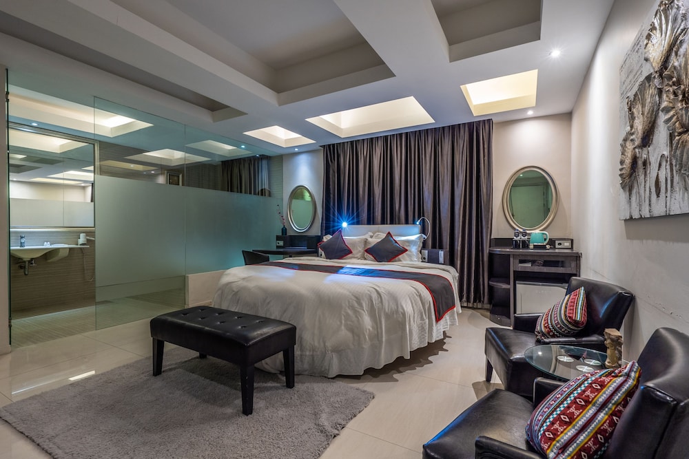 Sun Boutique Hotel 25/29
