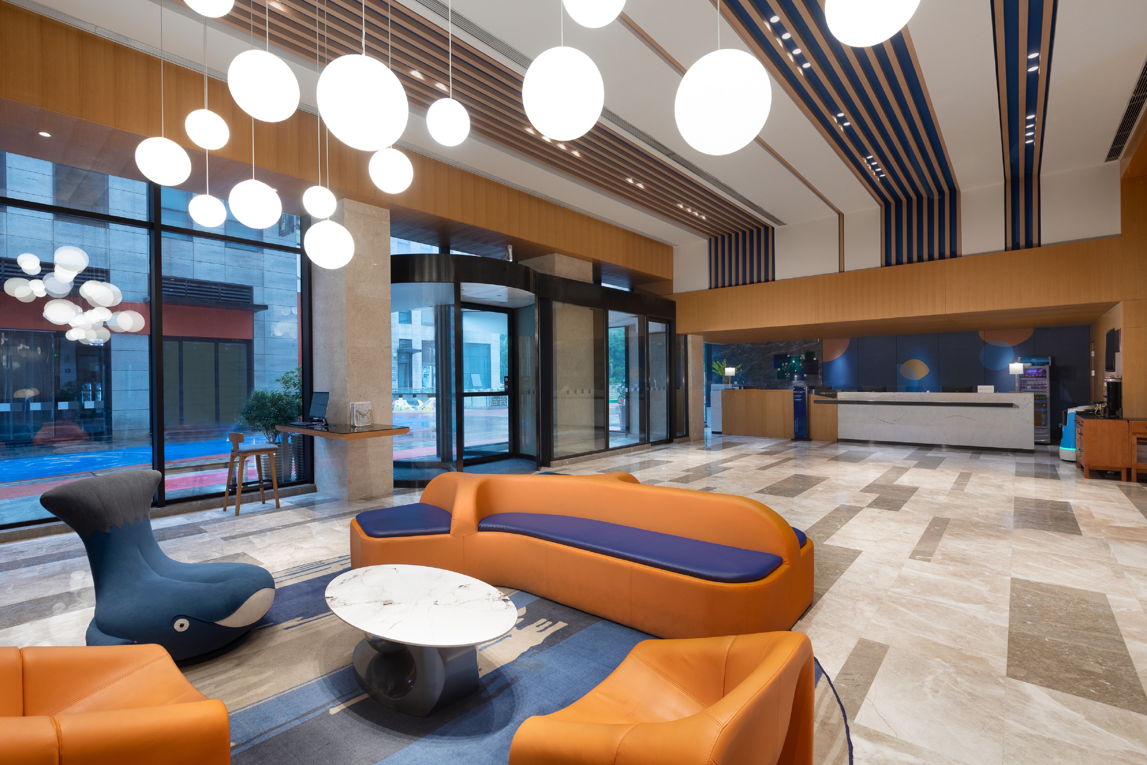 HOLIDAY INN EXPRESS XI'AN QUJIANG SOUTH 37/67