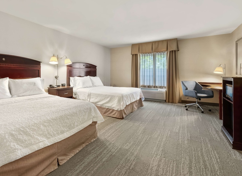 Hampton Inn Nashua 9/43