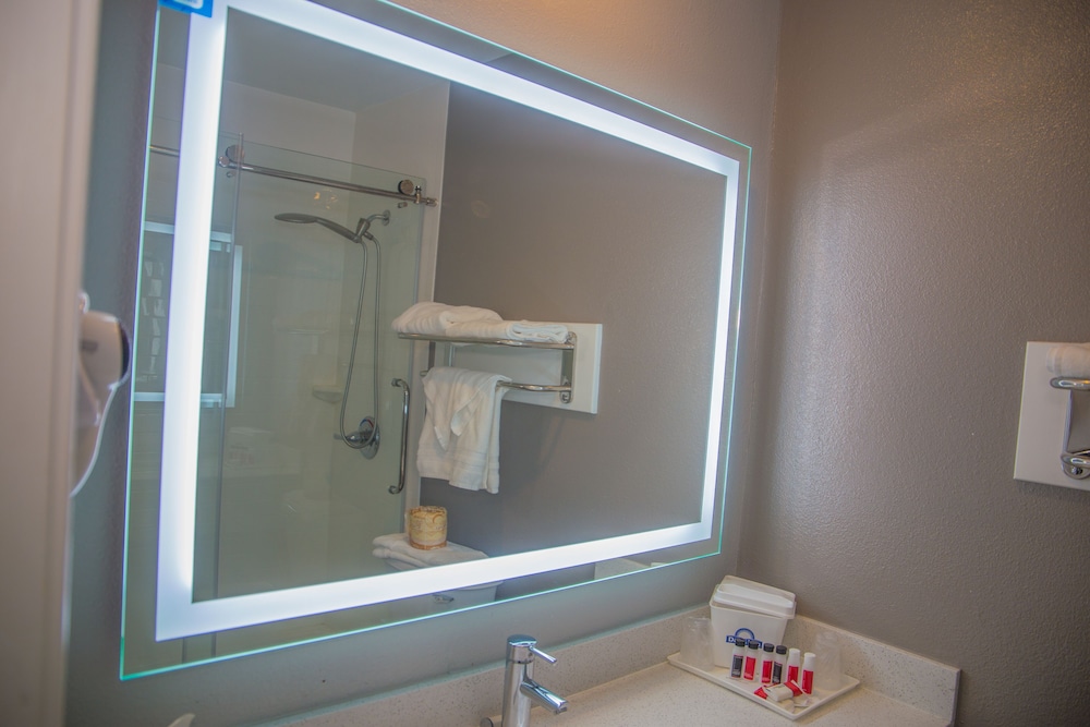 Days Inn by Wyndham Redwood City 52/55