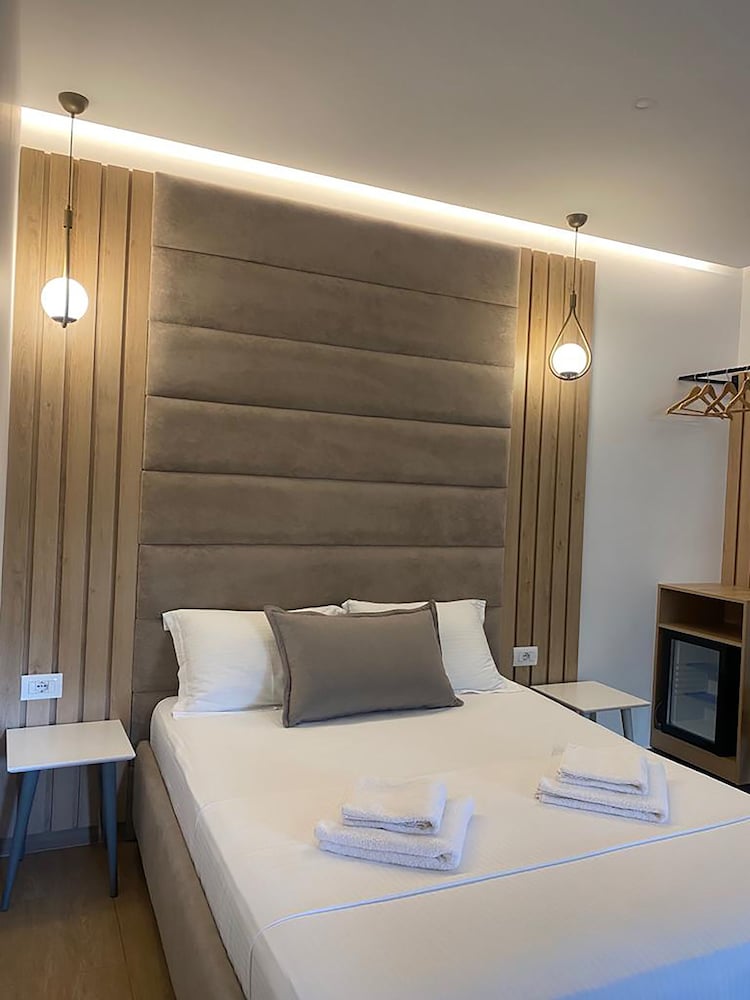 Hotel Kuburi 20/50