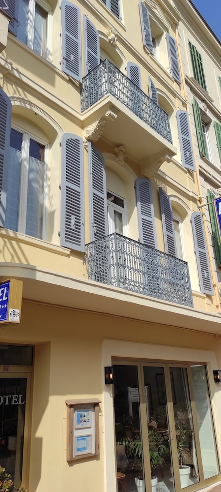 Nouvel Hotel 2/31
