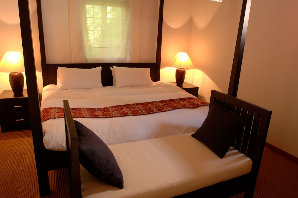 BALI, SUITE