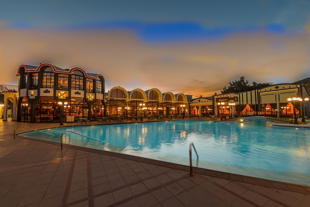 Jaz Pyramids Resort in GIZA