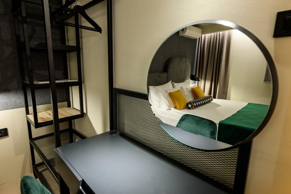 غرفة اقتصادية بسرير كينج، Artloft Hotel 5/7