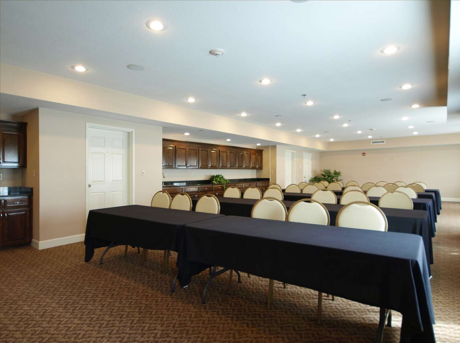 Best Western Plus Valdosta Hotel and Suites 24/41