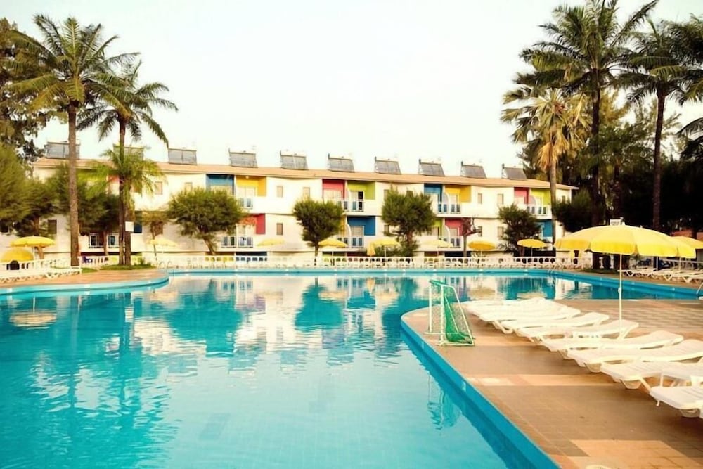 Palma Rima Hotel in SERREKUNDA