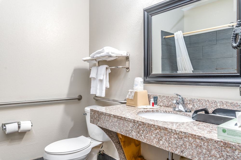 Days Inn & Suites by Wyndham Prattville-Montgomery 18/39