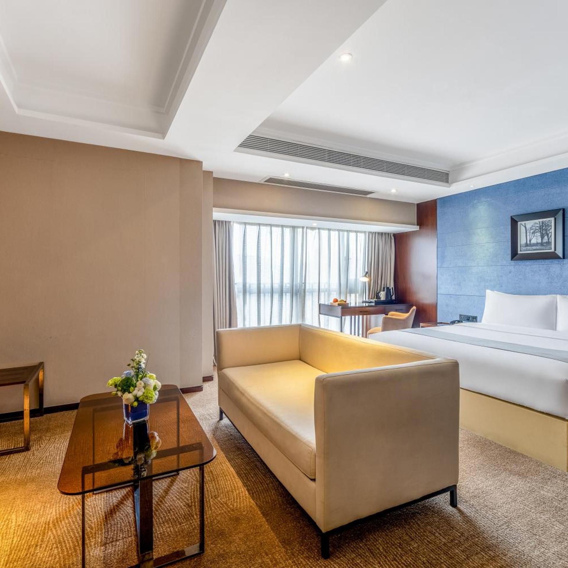 Zhonghao International Hotel 35/55