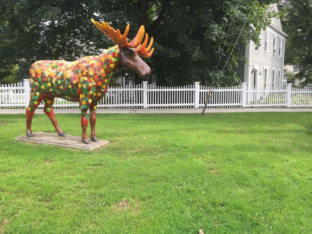 Eddington House Inn 22/23