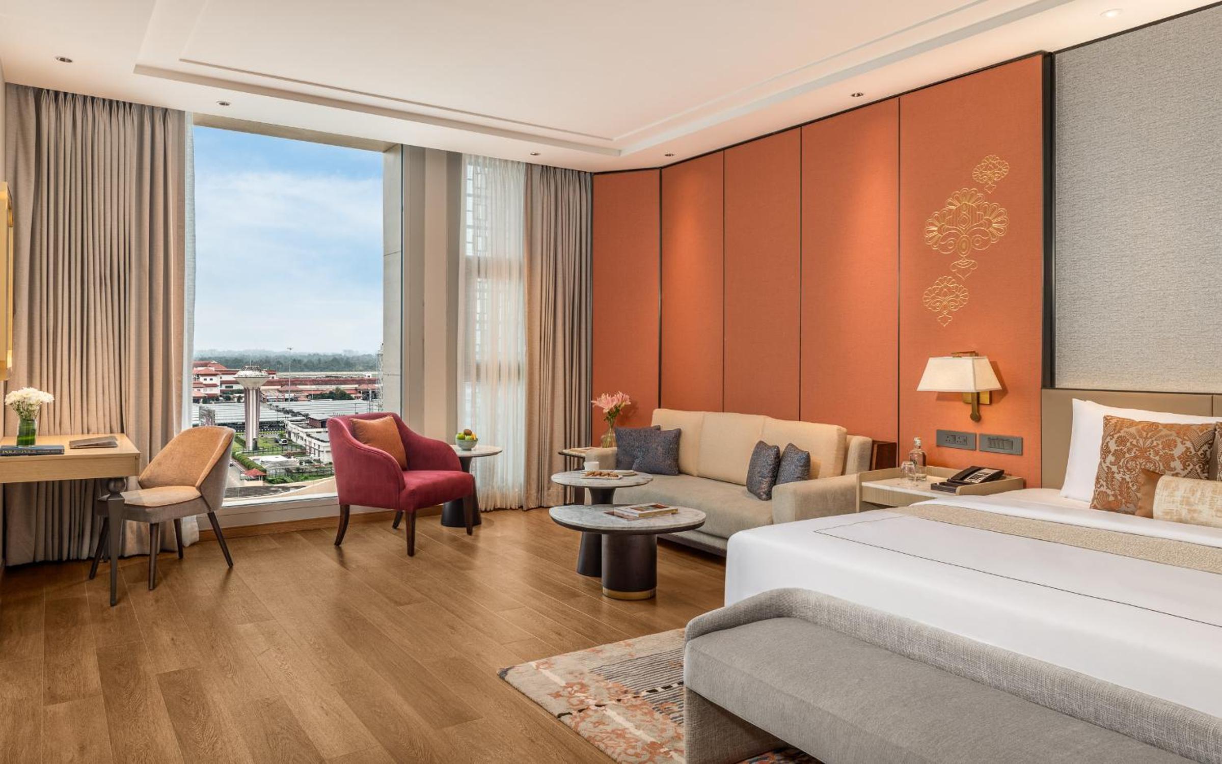 Taj Club, King Bed, City View