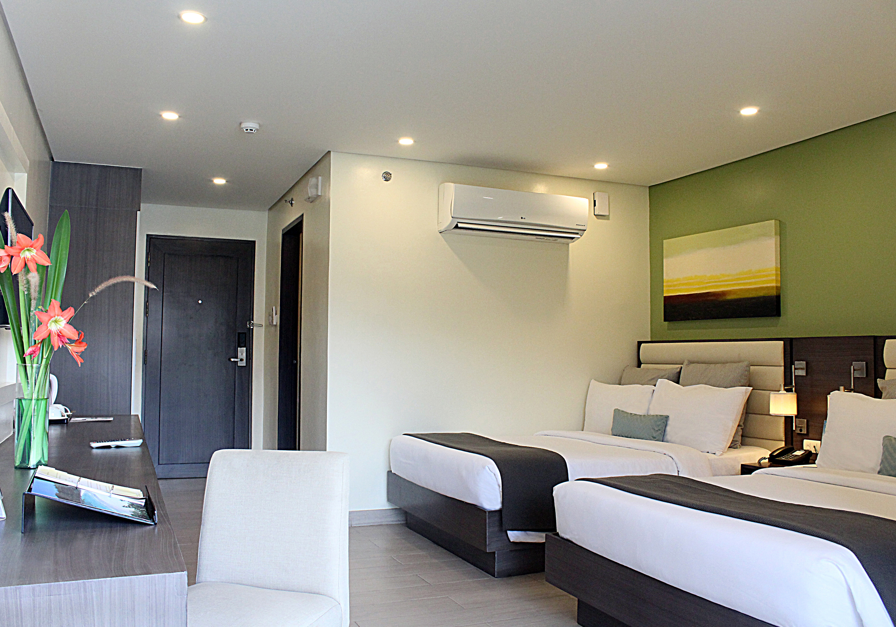 غرفة بريميير، Fairways And Bluewater Newcoast Boracay 5/7