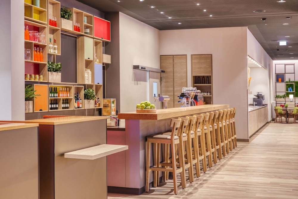 Intercityhotel Hildesheim 27/41