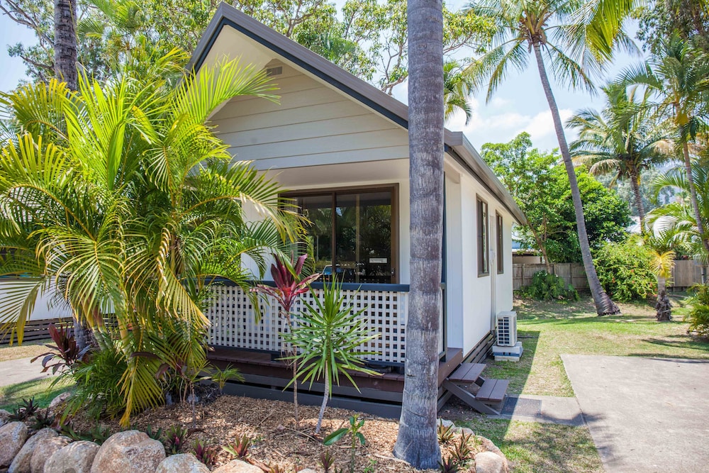 Tasman Holiday Parks - Airlie Beach 11/74