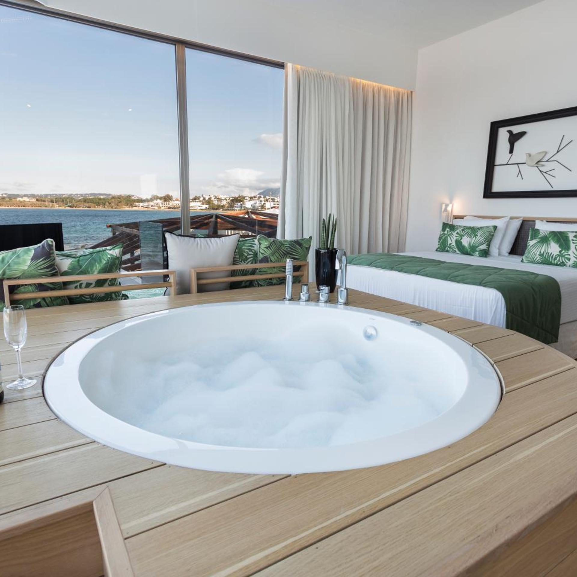 Kalamaki Luxury Suites 31/51