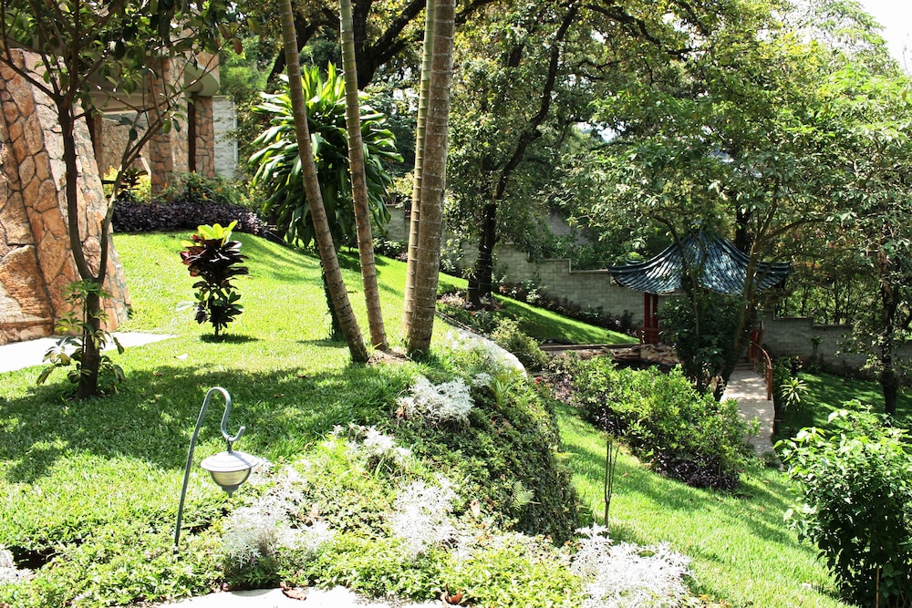 Suites Jardin Imperial 35/63