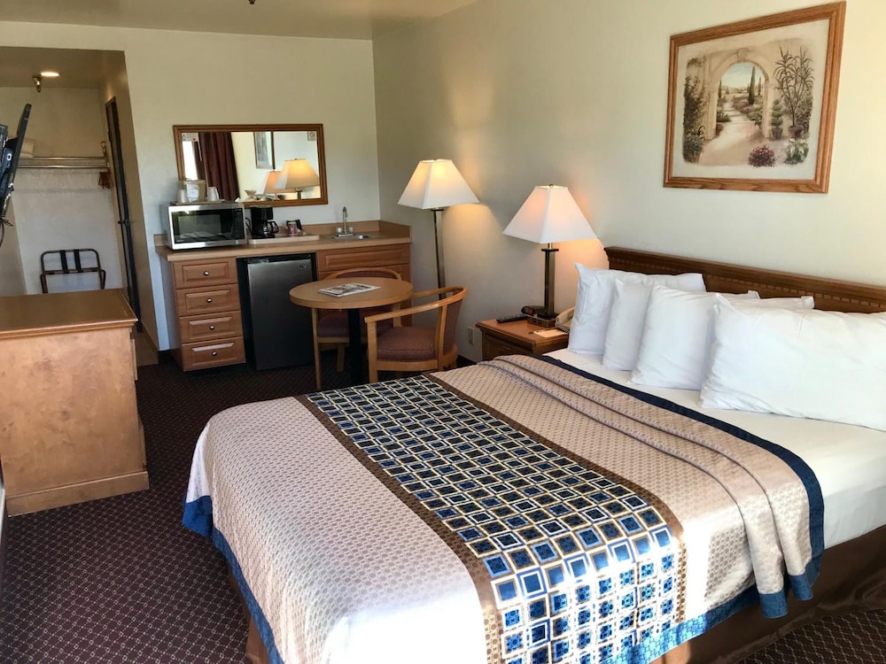 Oakridge Inn 21/53