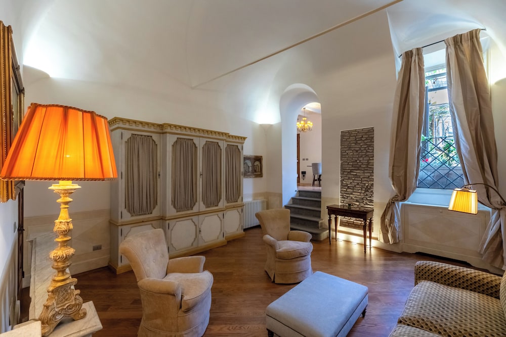 Ara di Marte Suites 36/61
