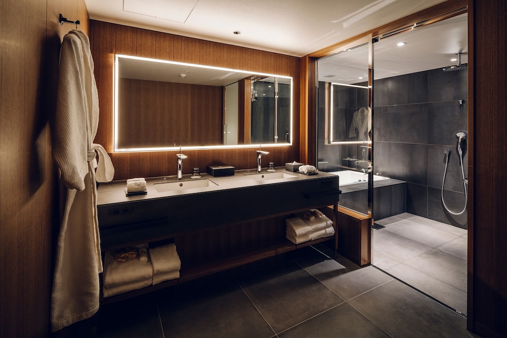 Japanese, Suite, Twin Beds, Adult Only