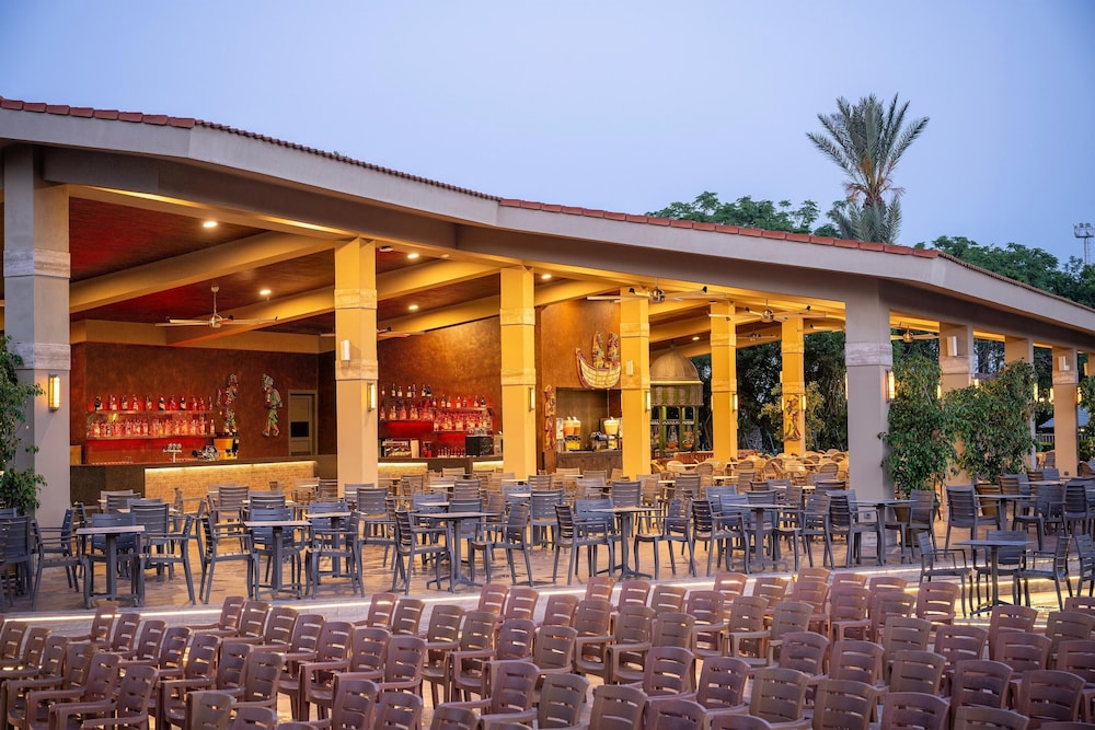 Belconti Resort Hotel in SERIK