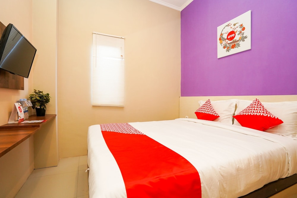 Hotel O Surabaya near Surabaya Town Square formerly Kupang Gunung Residence 26/60