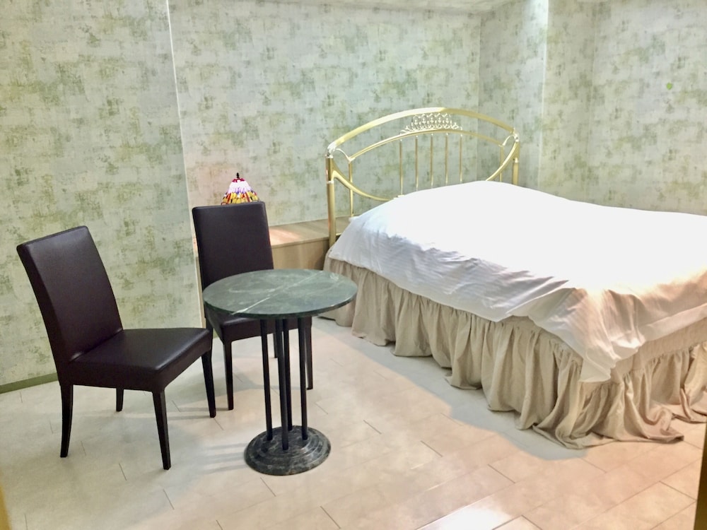Hotel Ritz Koshien 41/62