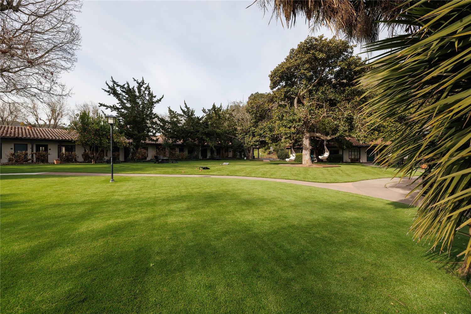 Inn Marin and Suites, an Ascend Collection Hotel 42/45