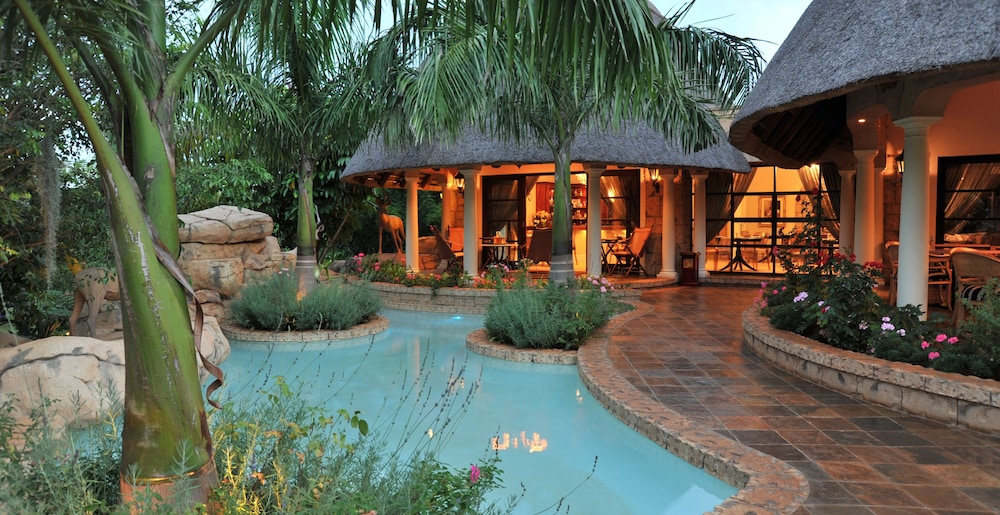Summerfield Luxury Resort & Botanical Garden 13/44