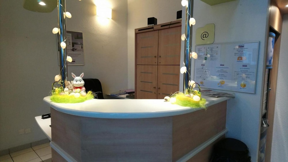 Hotel Inn Design Laon 38/39