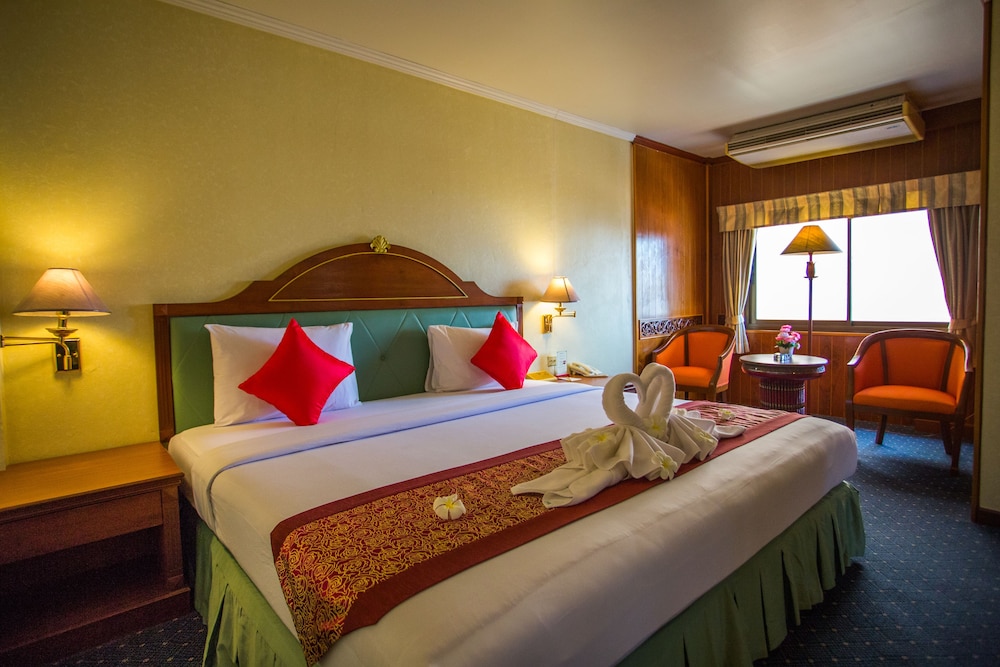 Sabai Inn 27/72