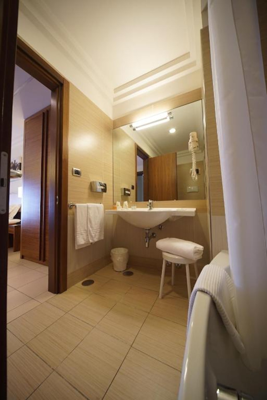 Suites And Residence Hotel 42/44