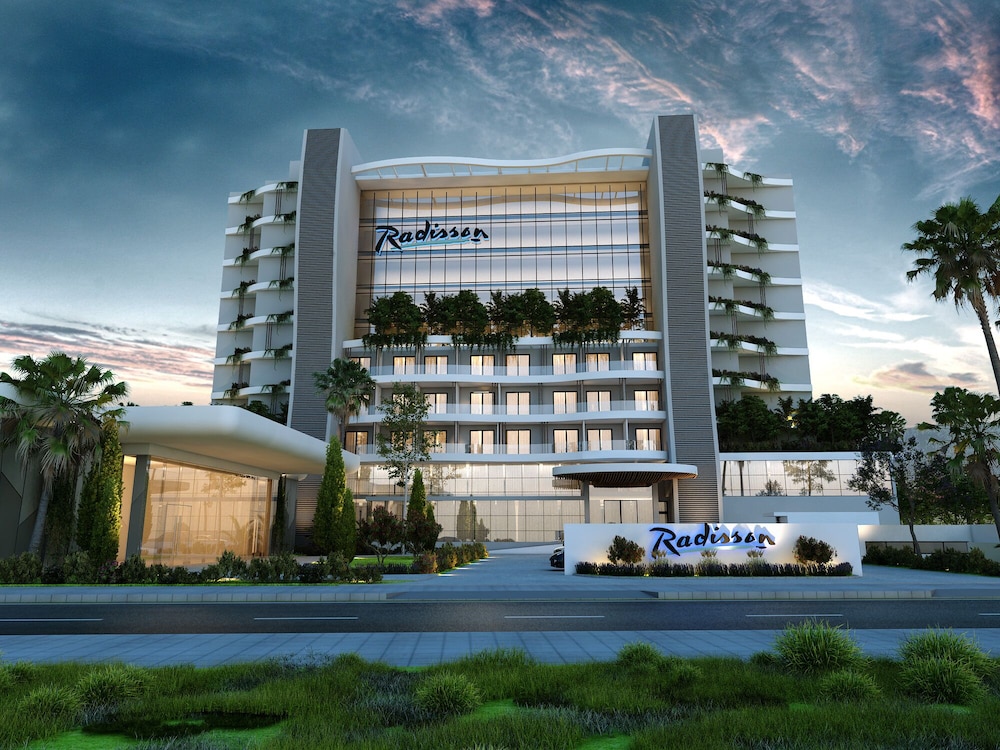 Radisson Beach Resort Larnaca in VOROKLINI