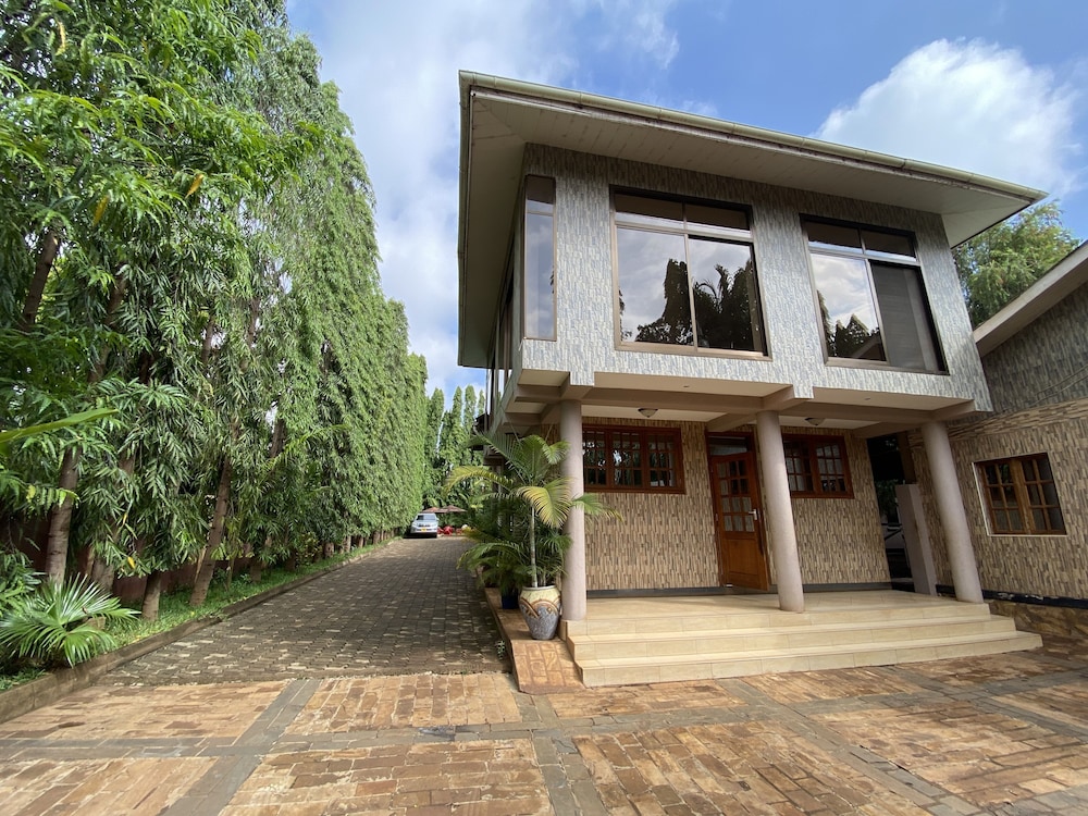 Sangana Lodge 47/50