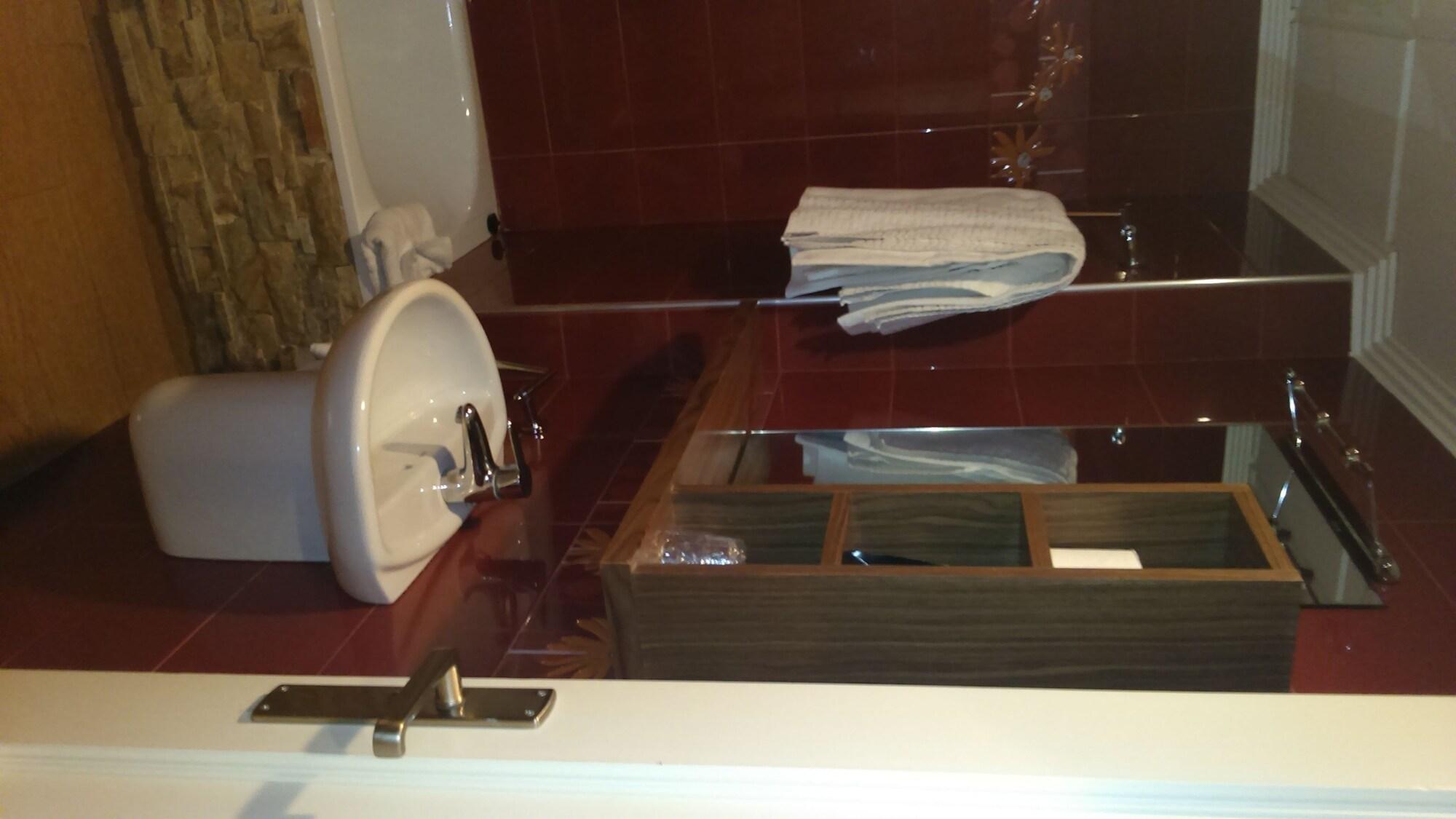 Hotel Ideal 41/42