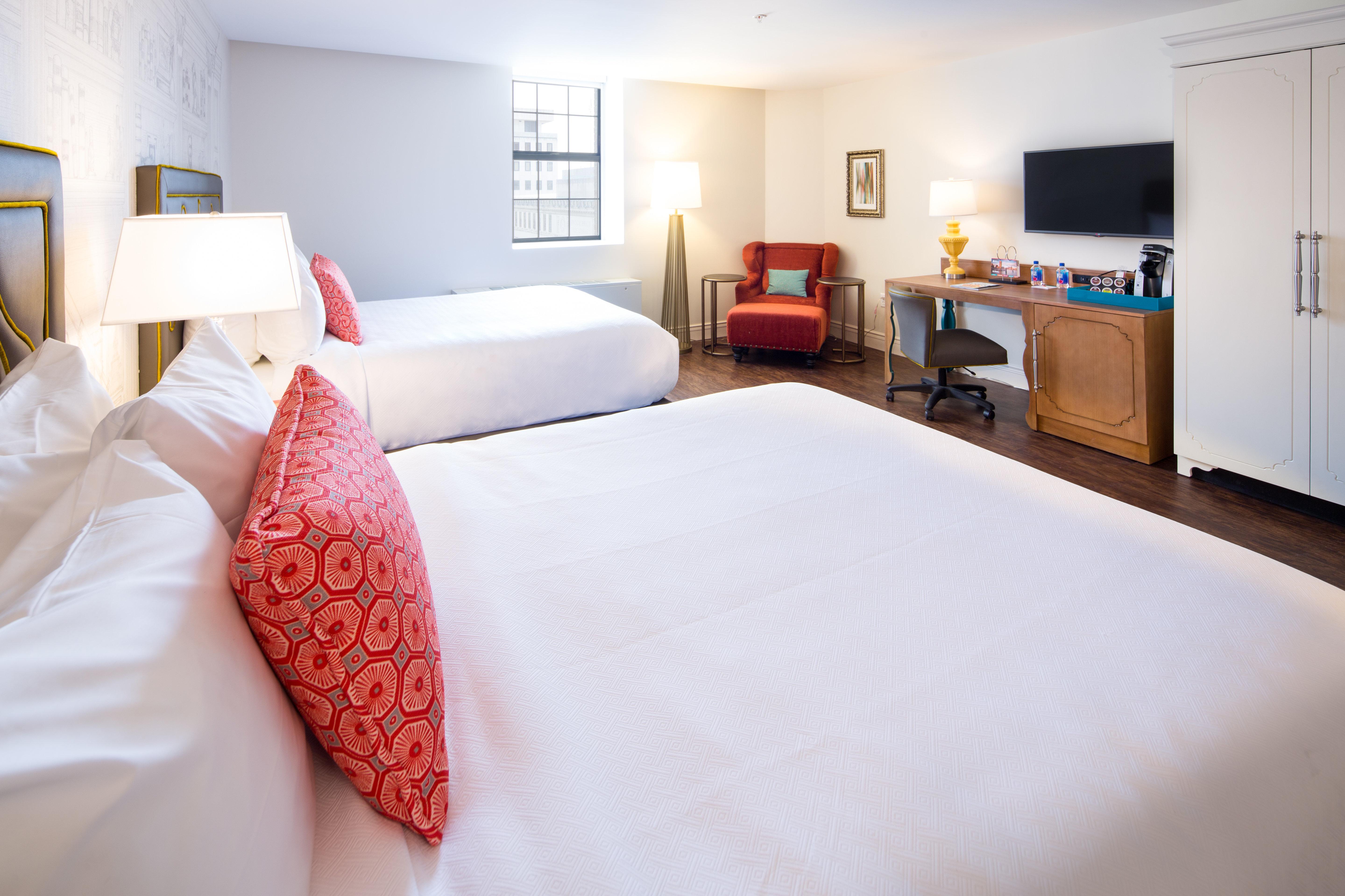 Deluxe, 2 Queen Beds