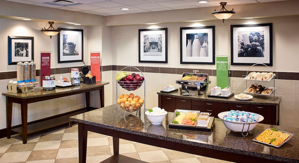 Hampton Inn by Hilton North Bay 34/47