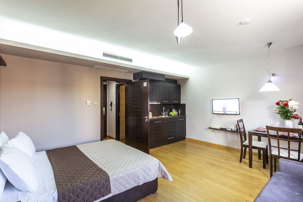 Cityhome Aparthotel 20/54