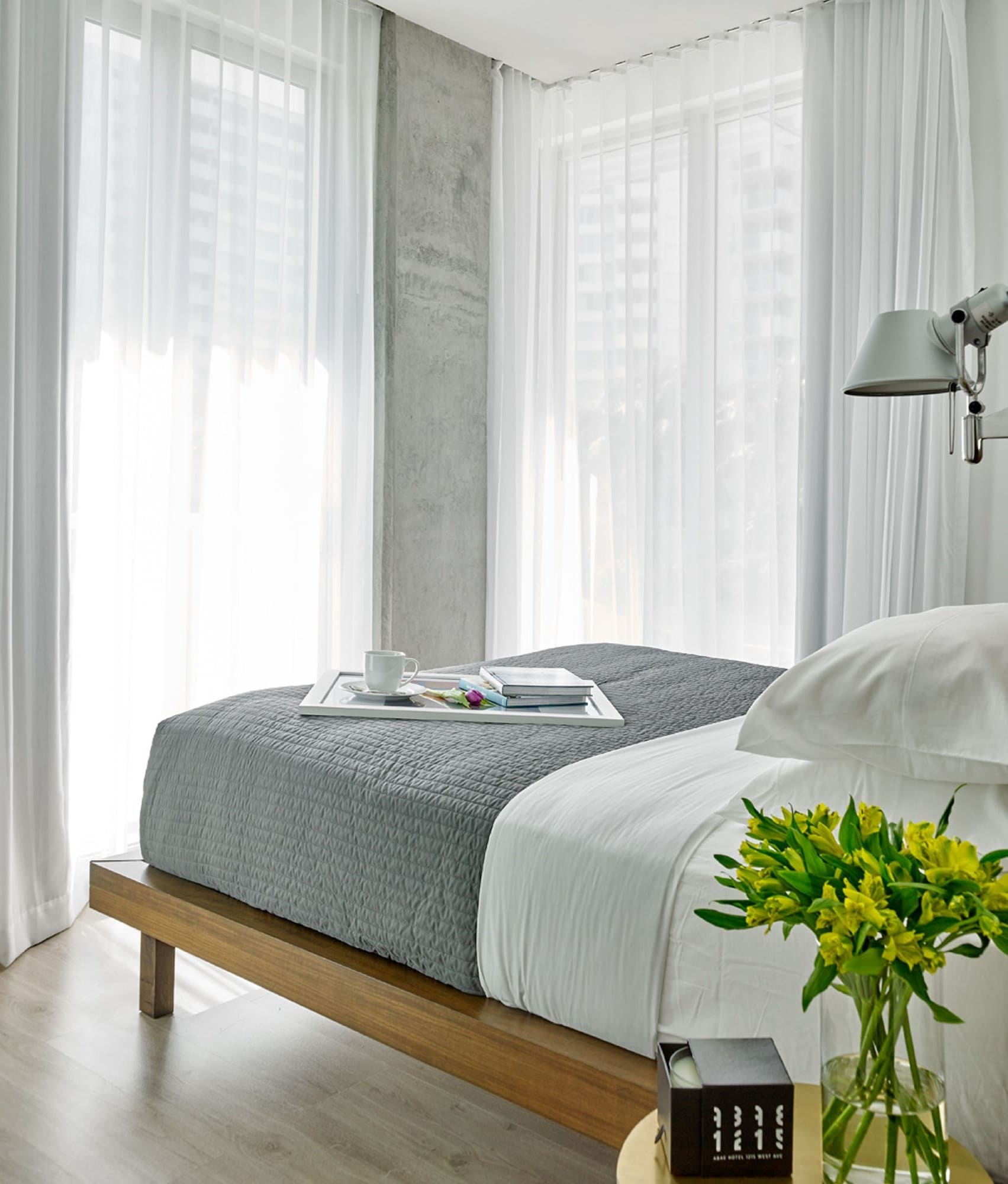 1 BEDROOM, SUITE, BALCONY, CORNER