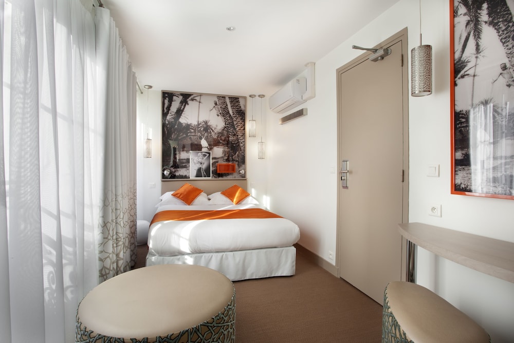 Hotel Mayet 23/23