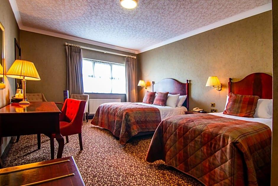 SEVEN OAKS HOTEL 11/46