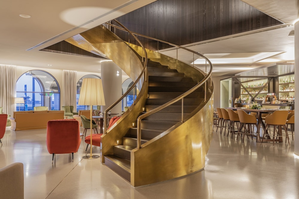 Grand Hotel Acores Atlantico 49/72