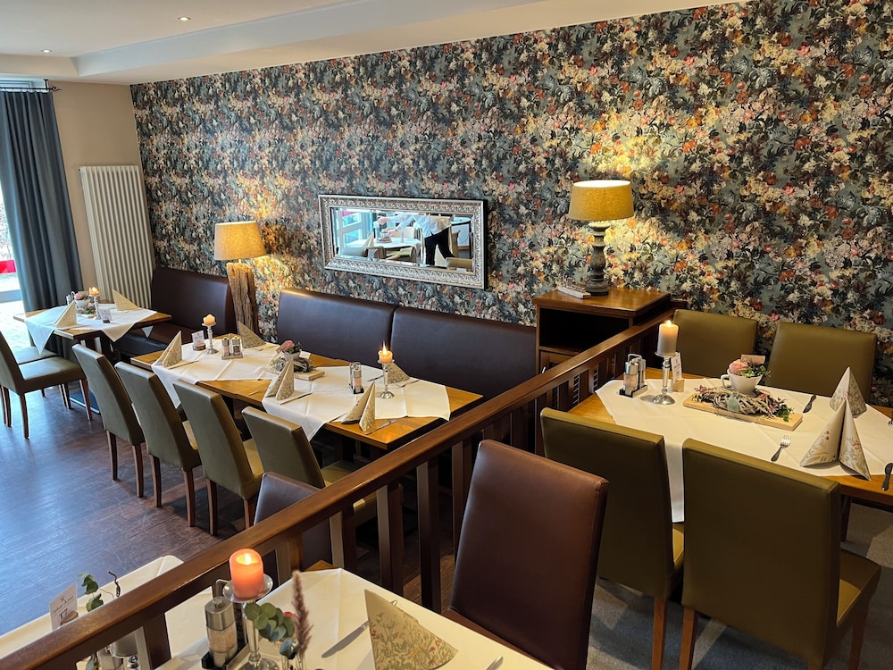 Landhotel Witte-Konig 32/50
