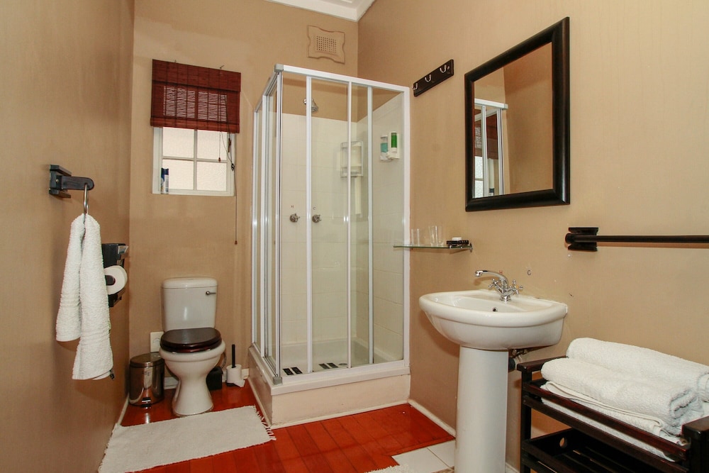 Acorn B&B in Durban 45/49