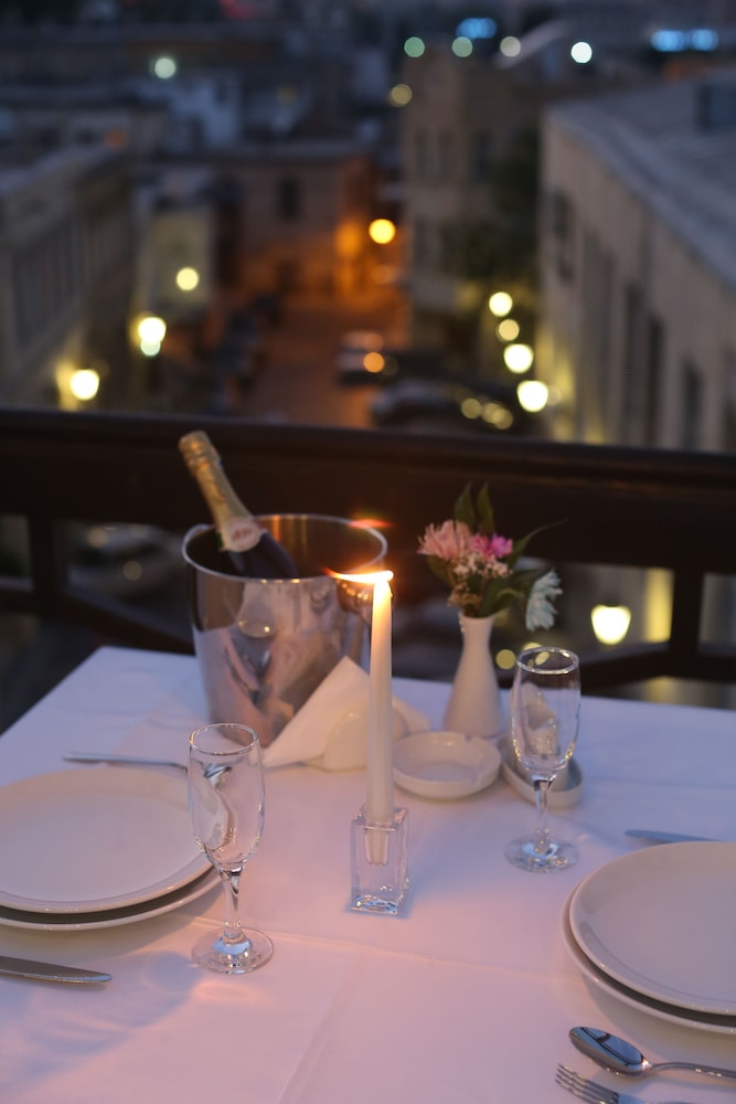 Old Street Boutique Hotel Baku 33/41