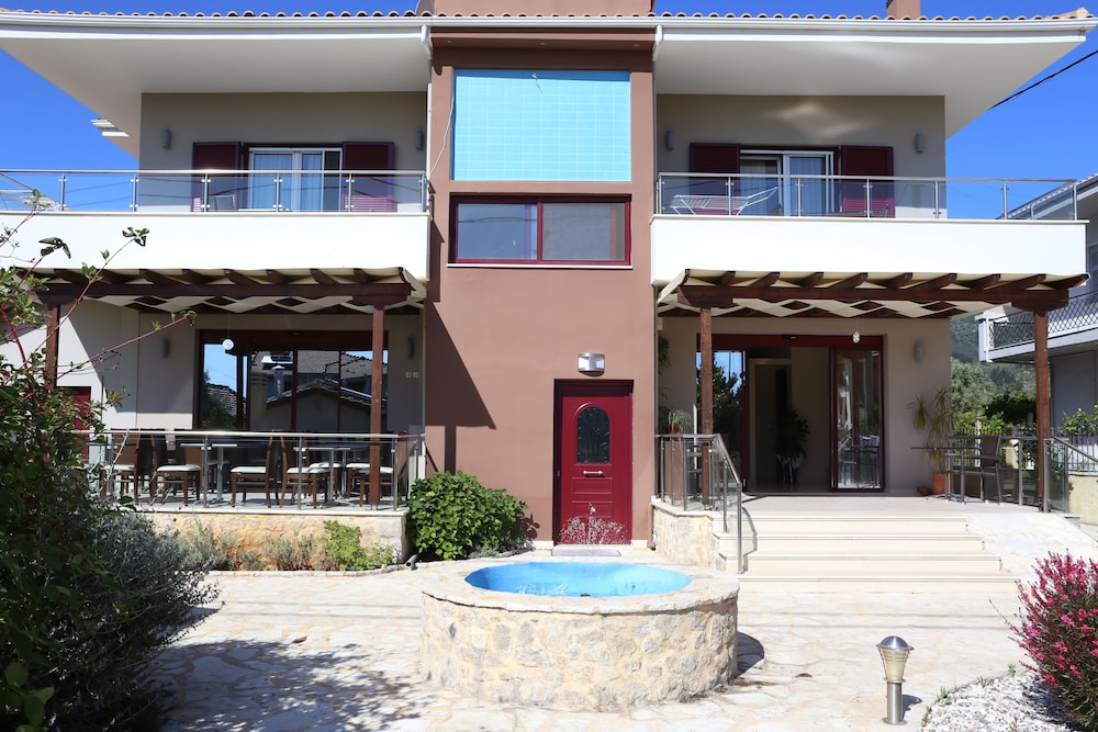 Christina Studios in LEFKADA