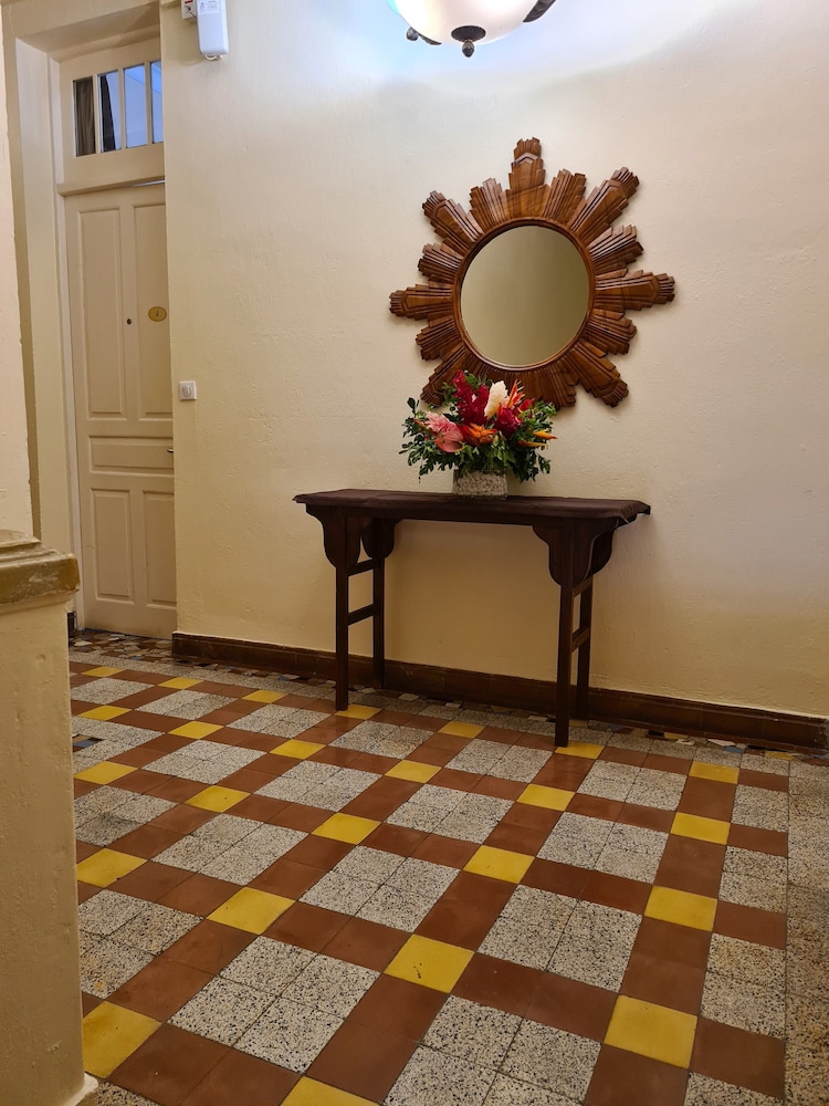 Habitation Du Comte 4/50