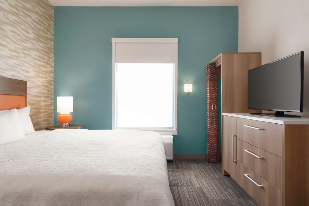 Home2 Suites By Hilton Bismarck 8/32