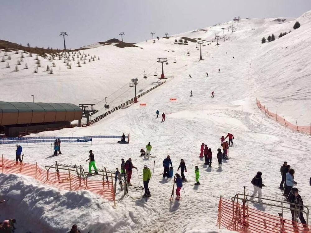 Le Grand Chalet – Zaarour Club 27/37