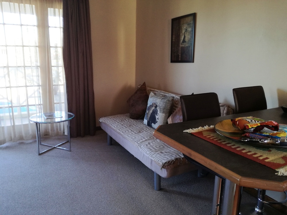 Cape Flame Guest House 19/32