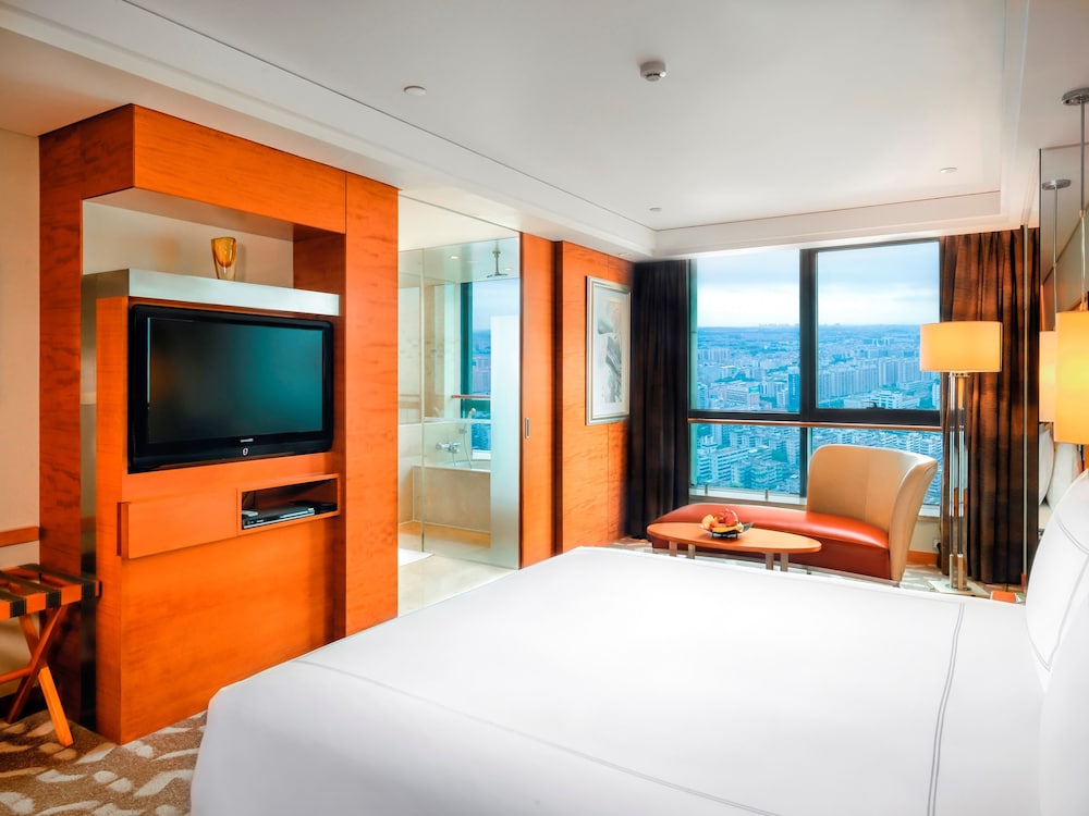 Swissotel Foshan 12/70